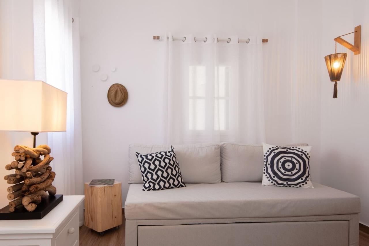 Miles Away Luxury Apartments Platis Gialos  Exterior foto