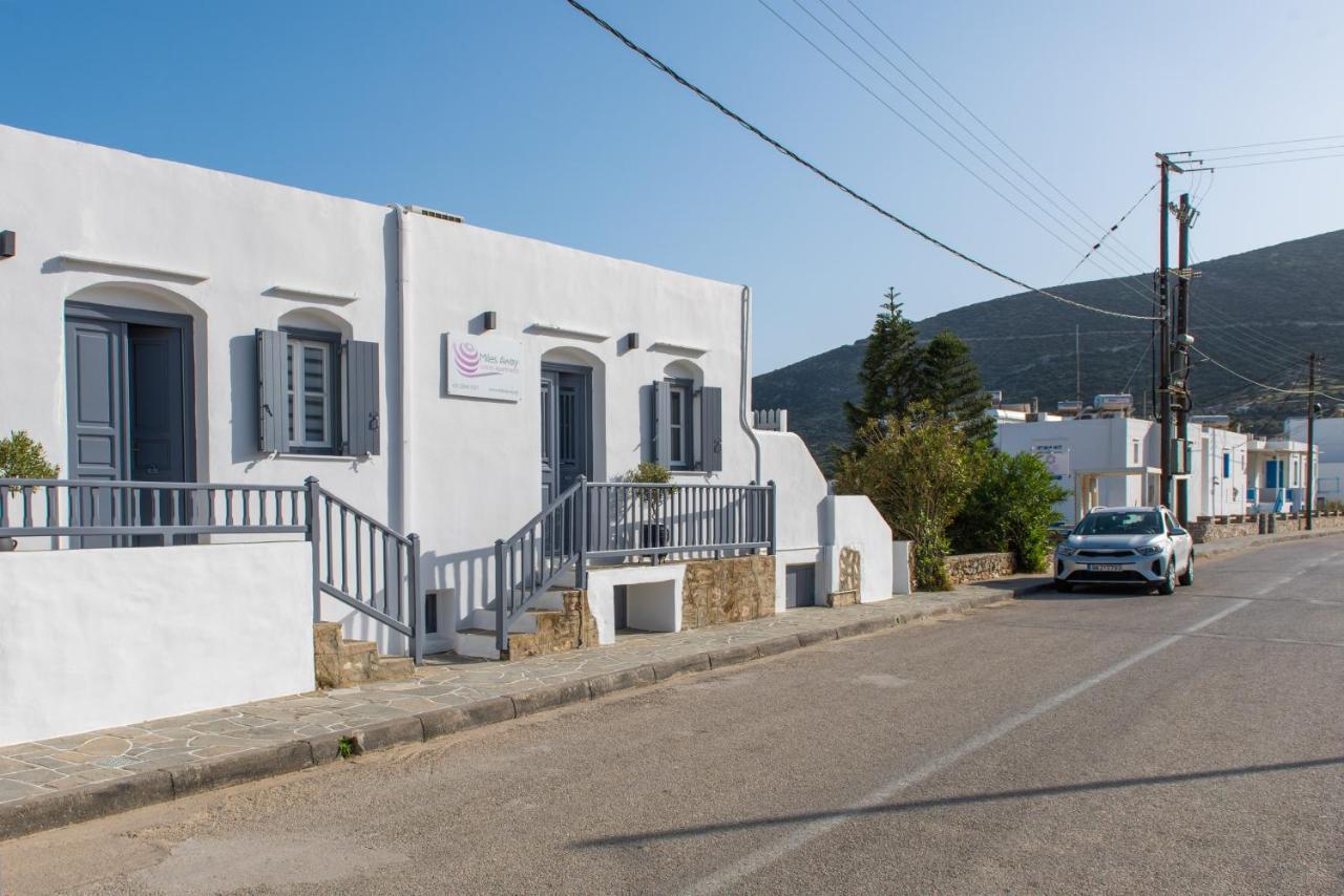 Miles Away Luxury Apartments Platis Gialos  Exterior foto