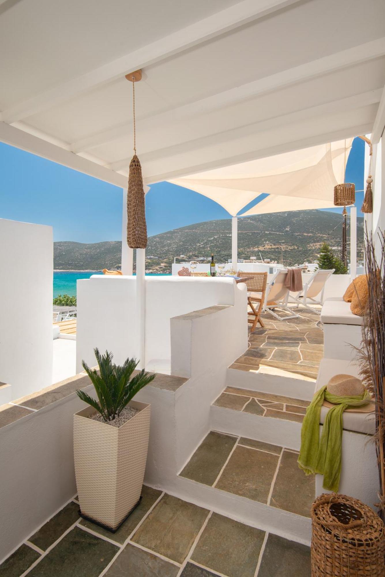 Miles Away Luxury Apartments Platis Gialos  Exterior foto